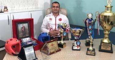 MİLLİ TAKIMLAR ANTRENÖRÜ SEFER GÜNEŞ VE SALONLARI